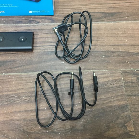 Amazon Echo Auto Bluetooth Hands Free Take Alexa on the Road BP39CN - Picture 6 of 15